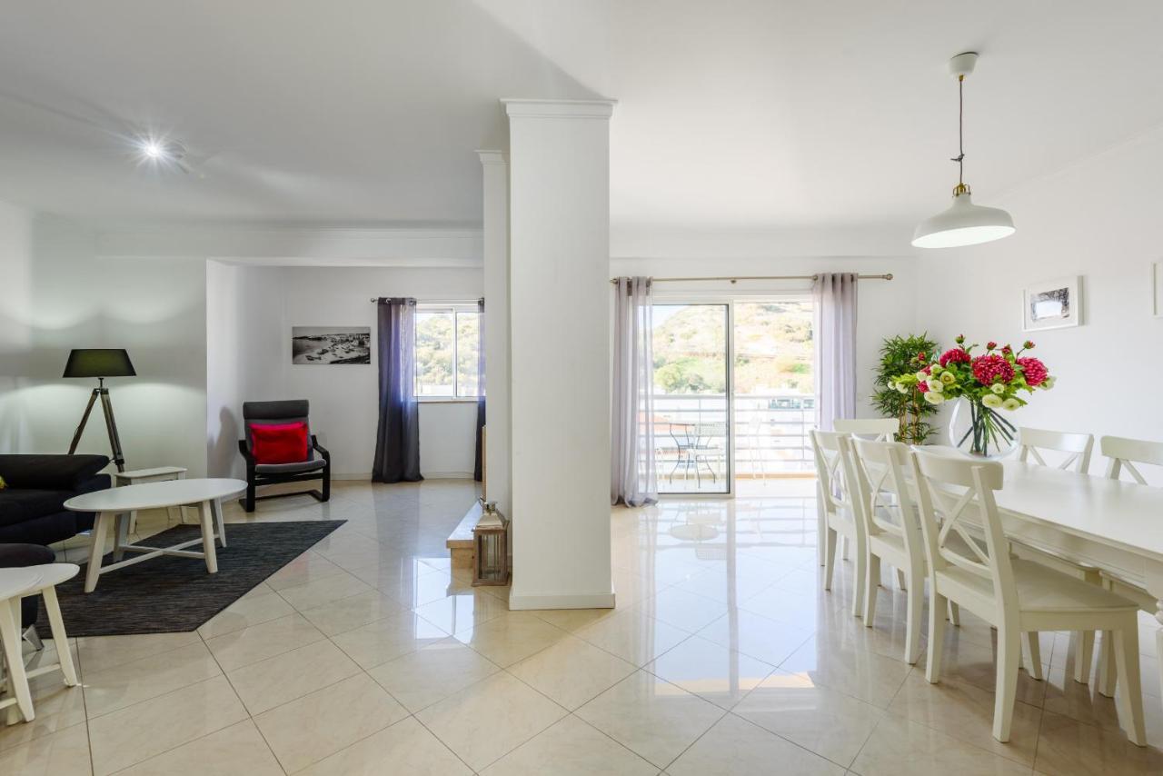 Amazing Apartment In Albufeira Buitenkant foto