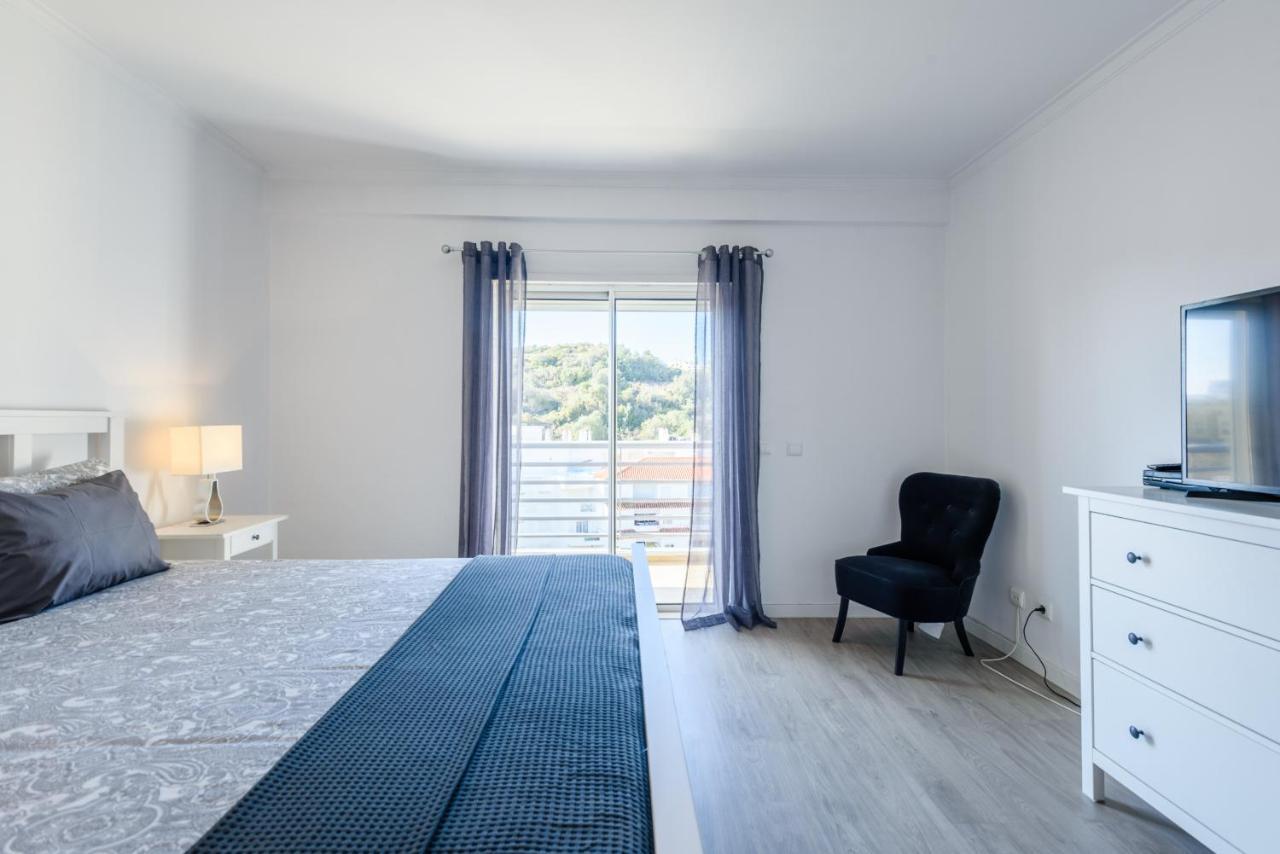 Amazing Apartment In Albufeira Buitenkant foto