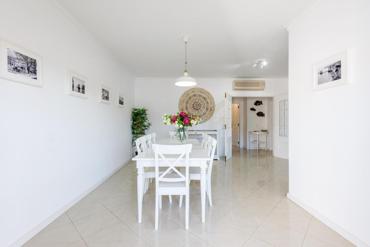 Amazing Apartment In Albufeira Buitenkant foto