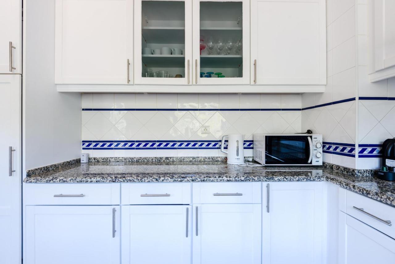 Amazing Apartment In Albufeira Buitenkant foto